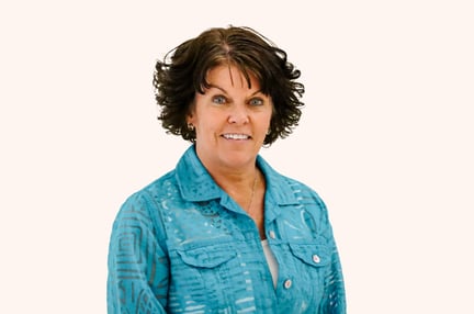 Cindy Riskas Headshot 