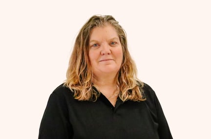 Kim Wavrick Headshot 